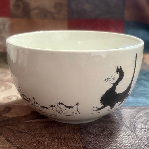 Editions Clouet Other - 🛍️5/$20🛍️Charming Cat Bowl🐈⬛